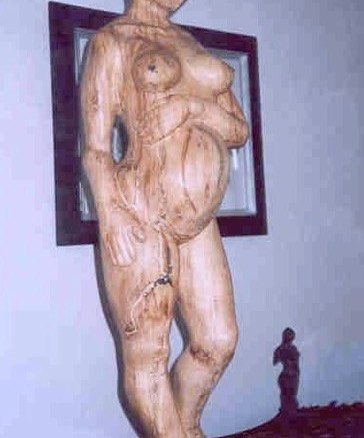 Schwangere, Ahorn 100 cm Höhe, Privatbesitz Dr. Achter Wien, 1999